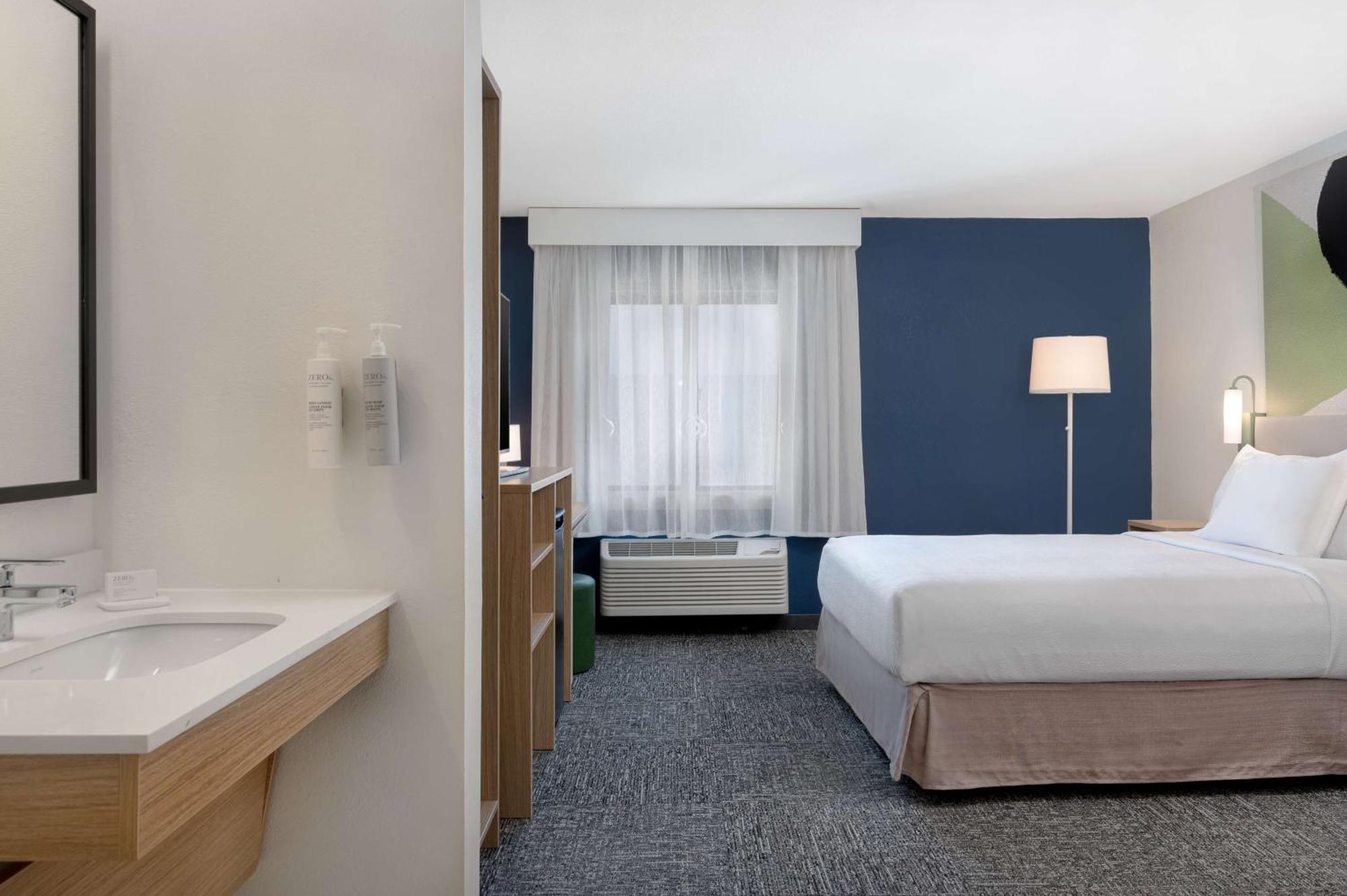 Spark By Hilton Savannah Midtown Exterior foto